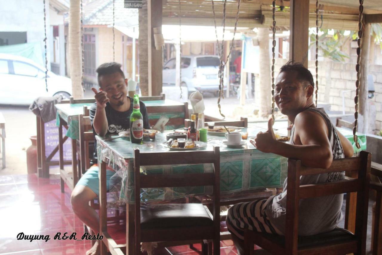Duyung Rooms & Resto Gerupuk Bumbang エクステリア 写真